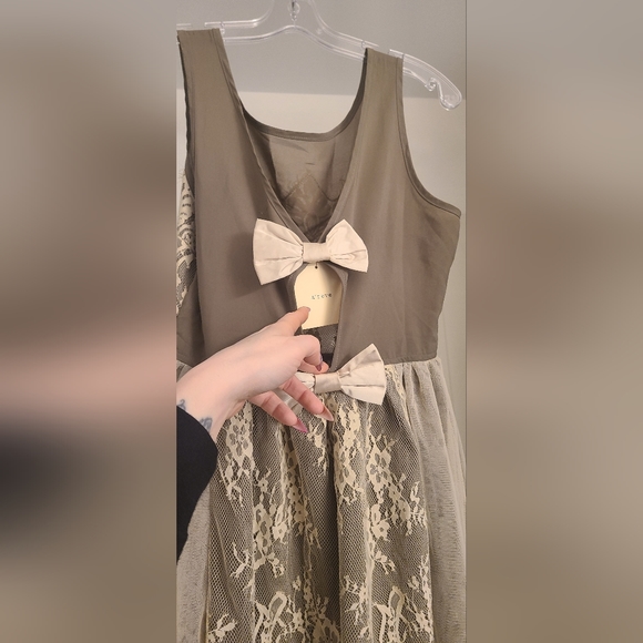 A Revé Dress L - Picture 9 of 10